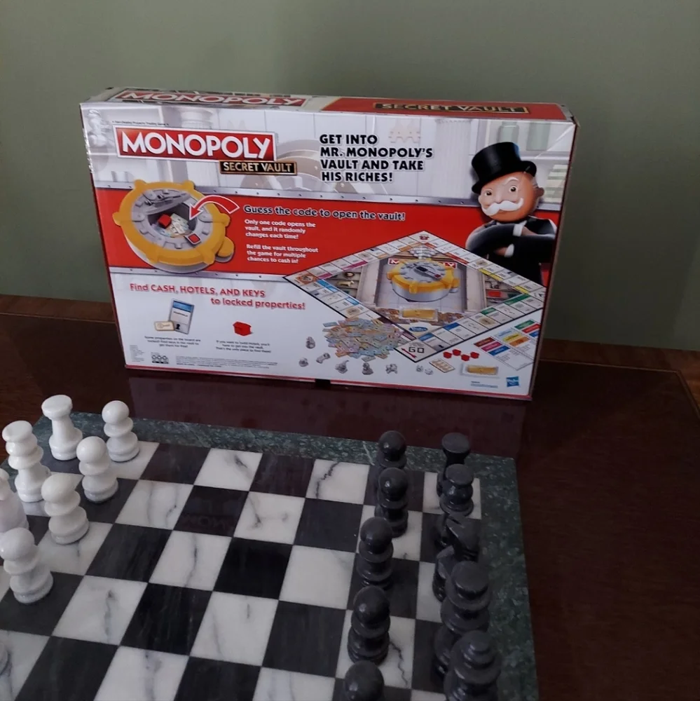 Monopoly SECRET VAULT Board Game - Ages 8+ BNWT Limited Edition 5☆ FINAL $$